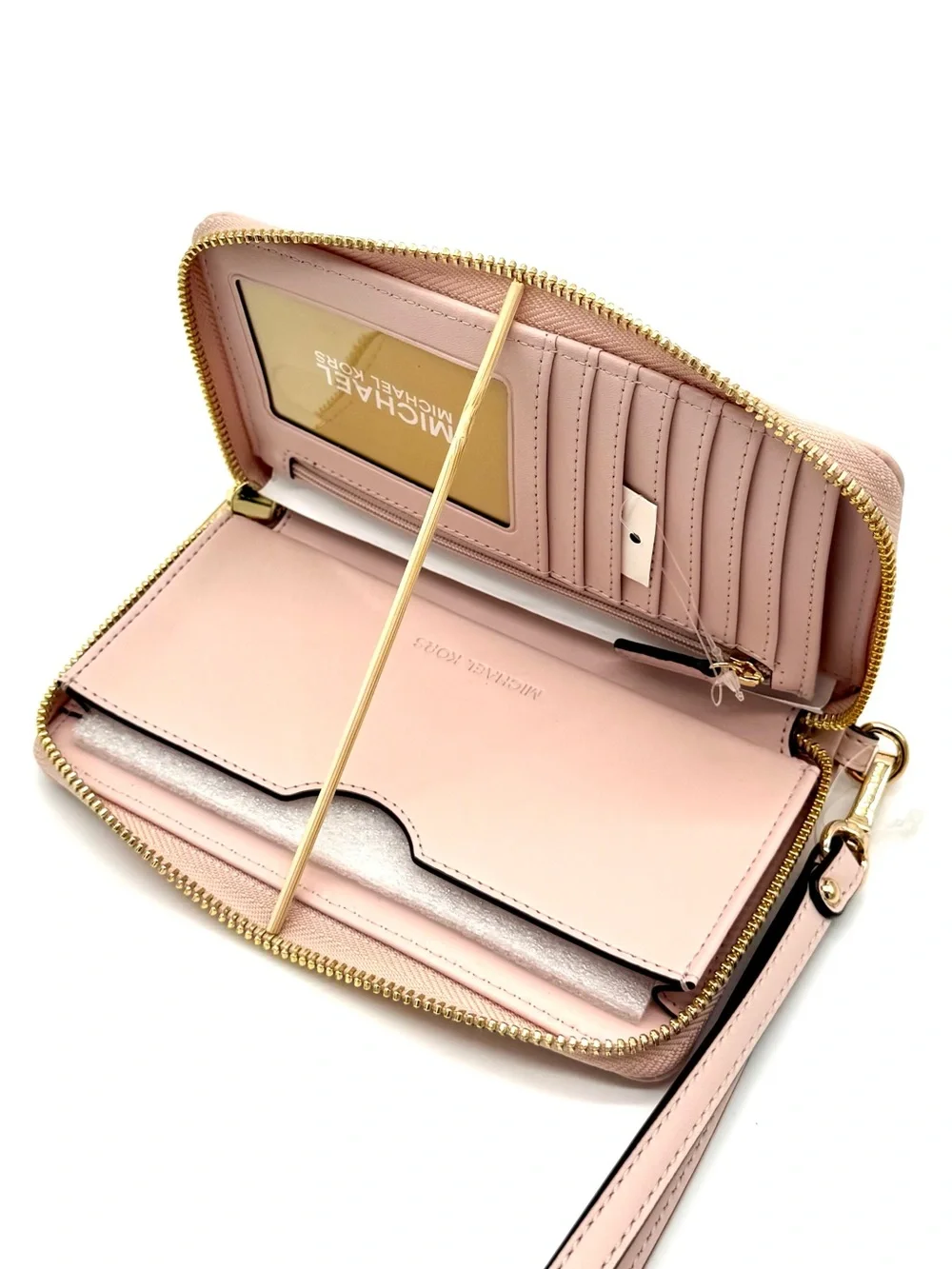 Michael Kors Large Quilted Heart Flat MF Phone Case Wallet Powder Blush